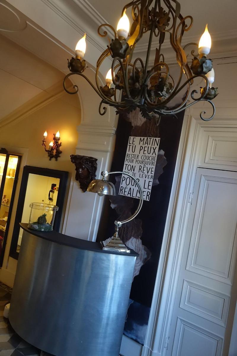 La Demeure Hotell Guingamp Exteriör bild