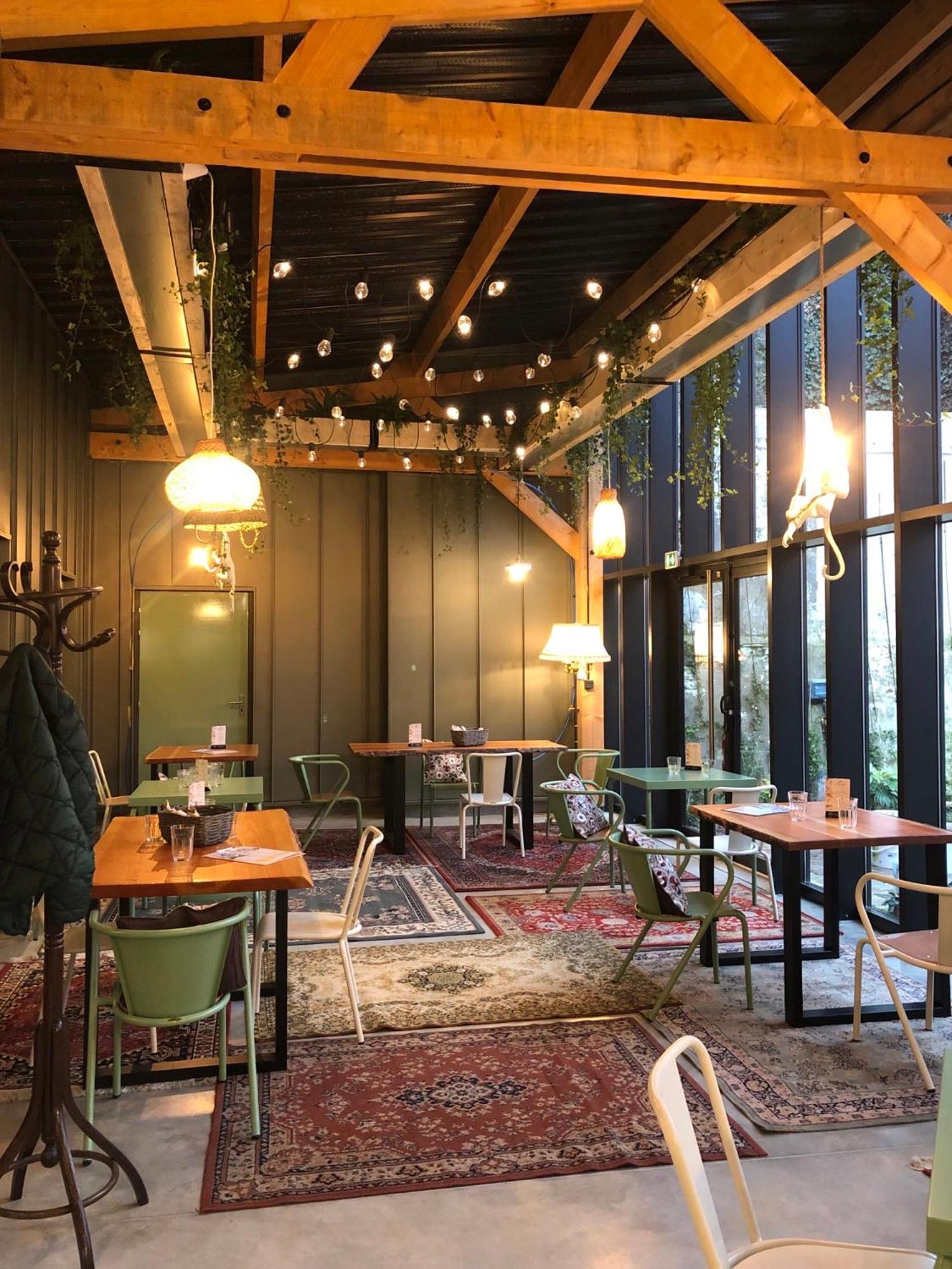 La Demeure Hotell Guingamp Exteriör bild